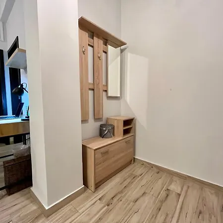 Iokasti Apartment *