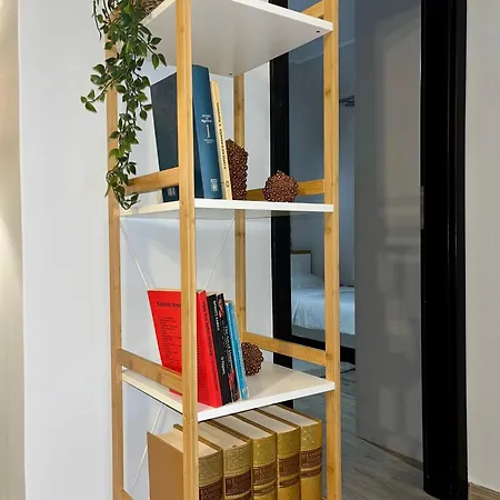 Daire Iokasti Anabolu